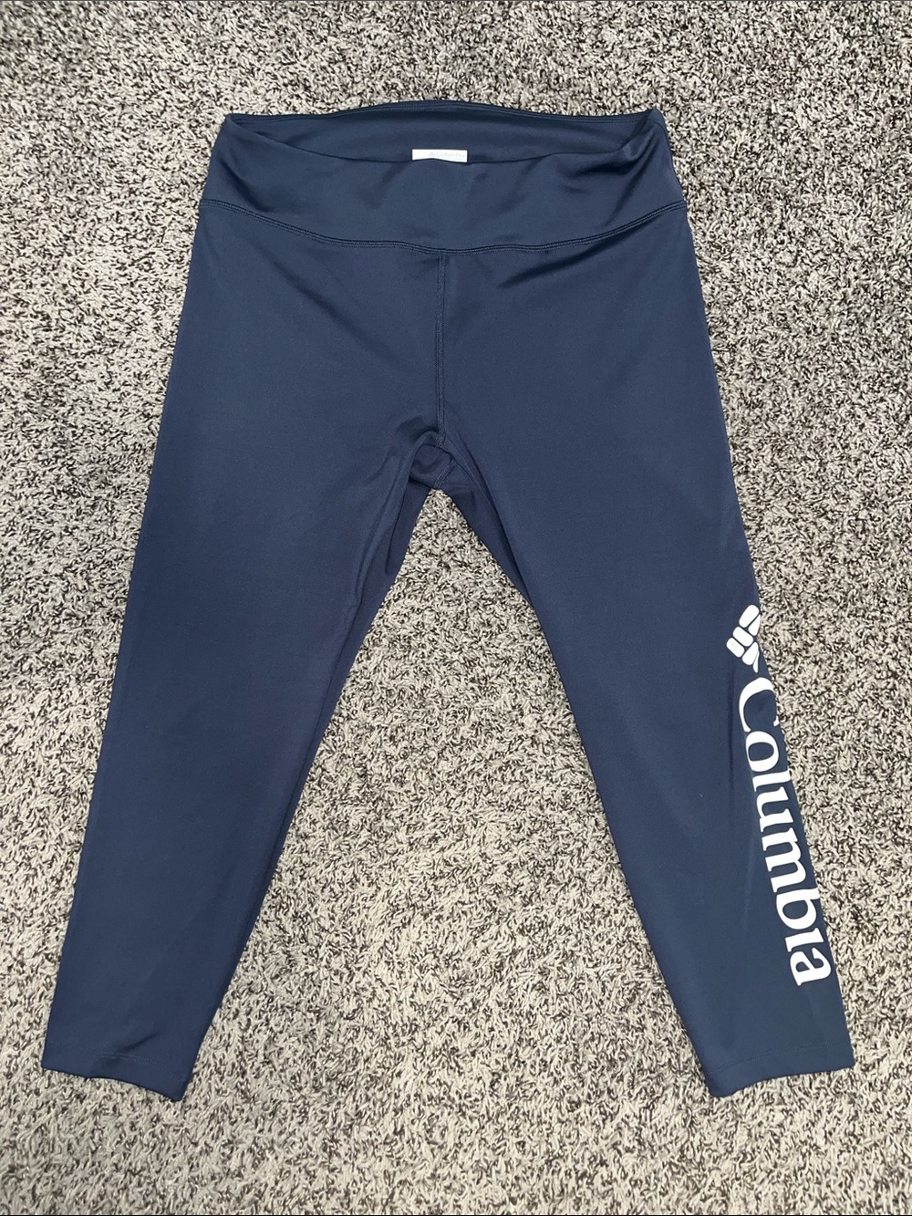 Columbia Navy Blue Logo Women’s Leggings 3/4 length - Large